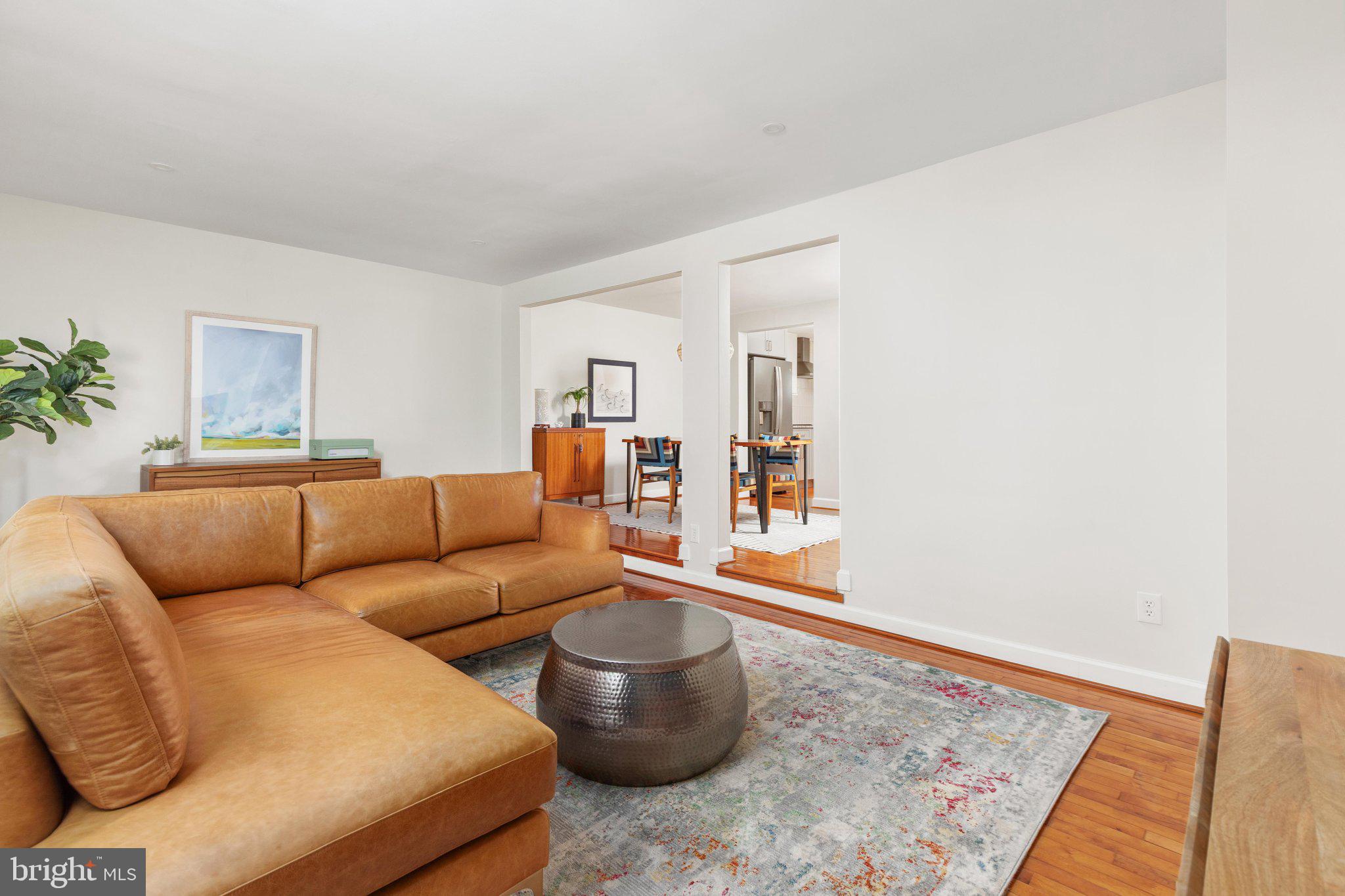 10927 Harpers Square Court Reston, VA 20191 - Photo 15 of 43 2E6A2587_10927 Harpers Square Ct - Absolute Altitu
