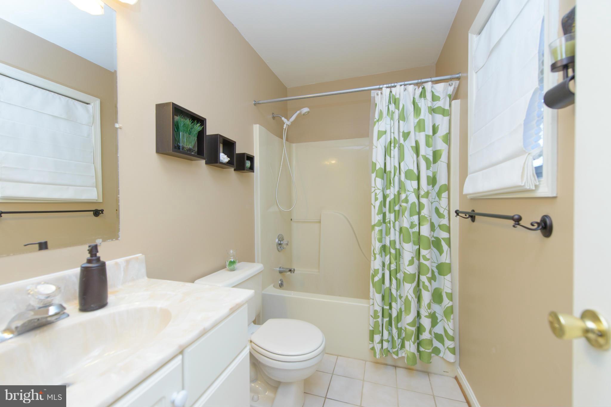 724 Rosedale Street Annapolis, MD 21401 - Photo 20 of 29 Bath (Master)