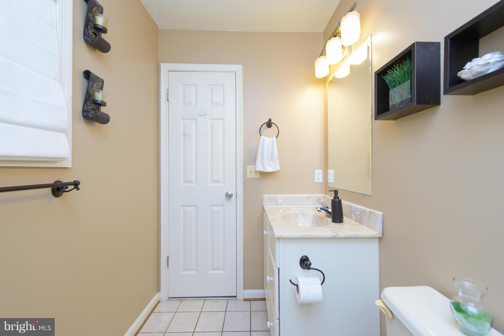 724 Rosedale Street Annapolis, MD 21401 - Photo 21 of 29 Bath (Master)