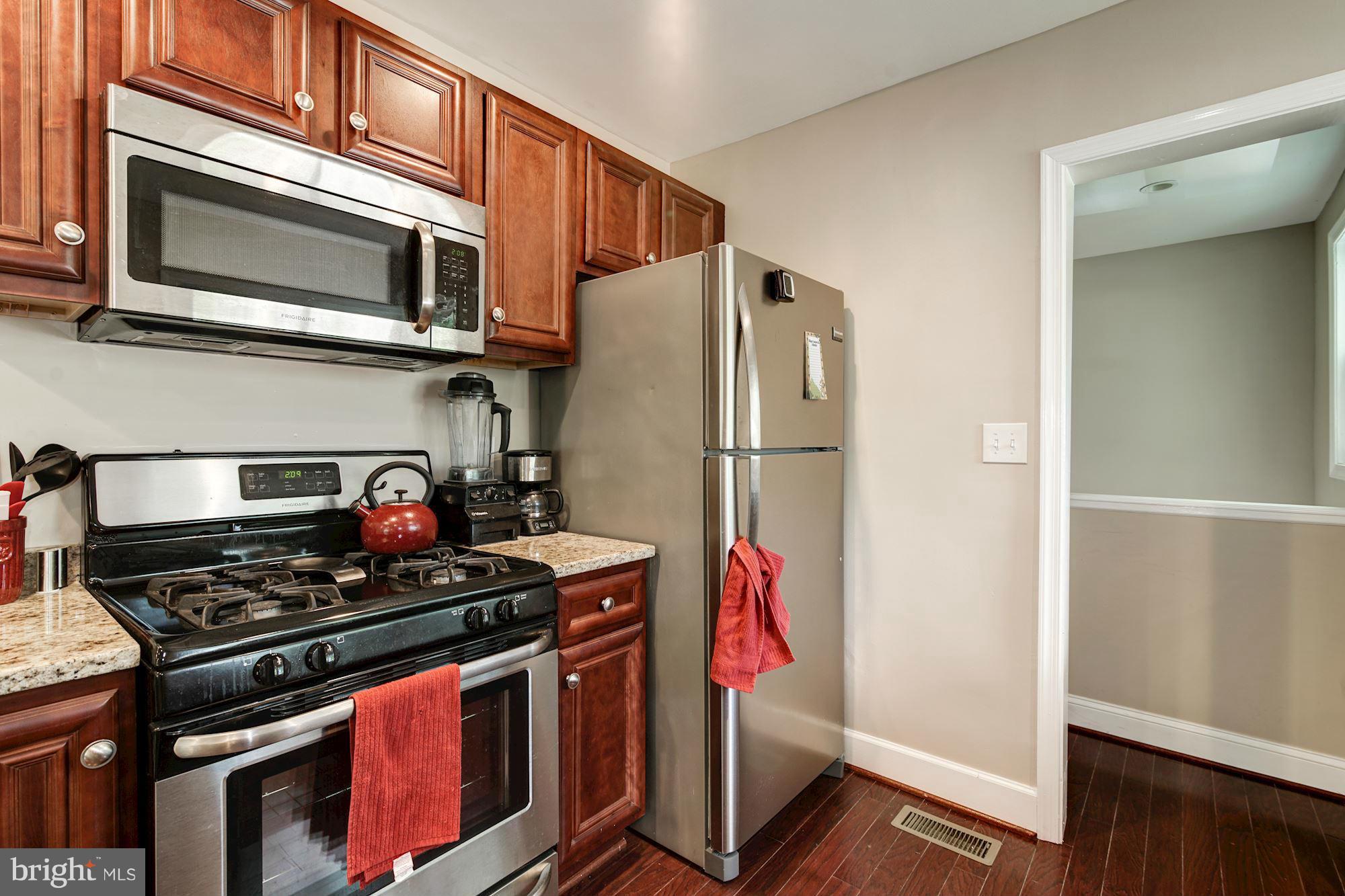 6109 Reed Street Cheverly, MD 20785 - Photo 7 of 16 Kitchen