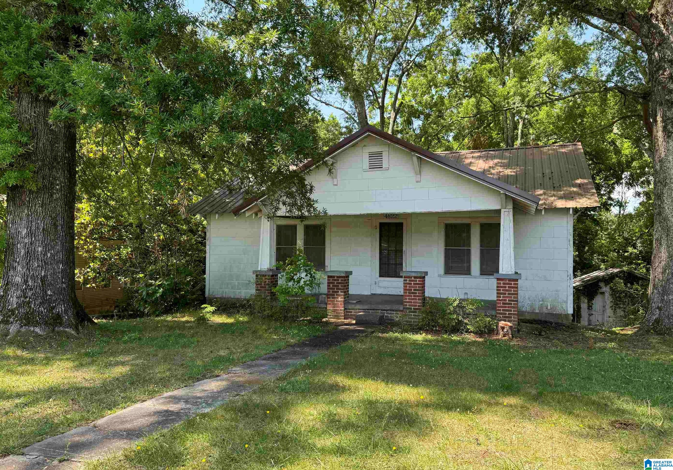 4822 Saks Road Anniston, AL 36206 - Photo 1 of 14