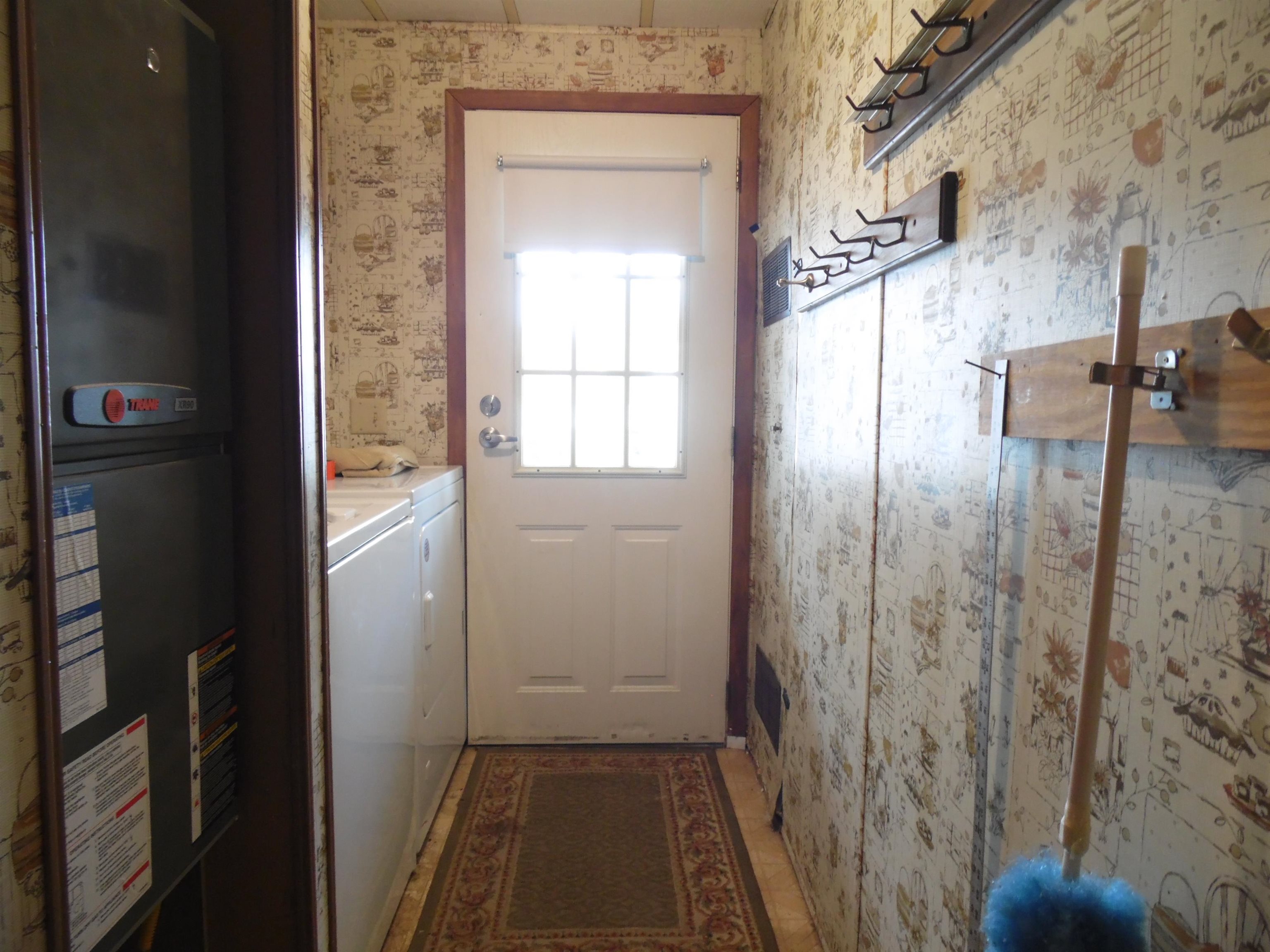 811 Graham Road Coleman, MI 48618 - Photo 4 of 78