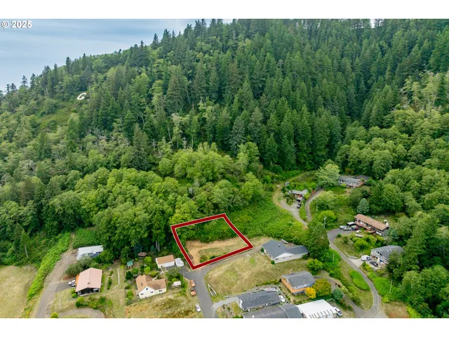 $115,000 | 4200-4300 Evergreen Avenue, Garibaldi, OR 97118