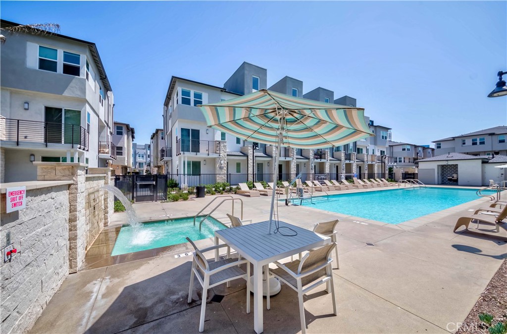 1403 West Bushell Street Anaheim, CA 92805 - Photo 30 of 31 a view of a house with backyard and sitting area