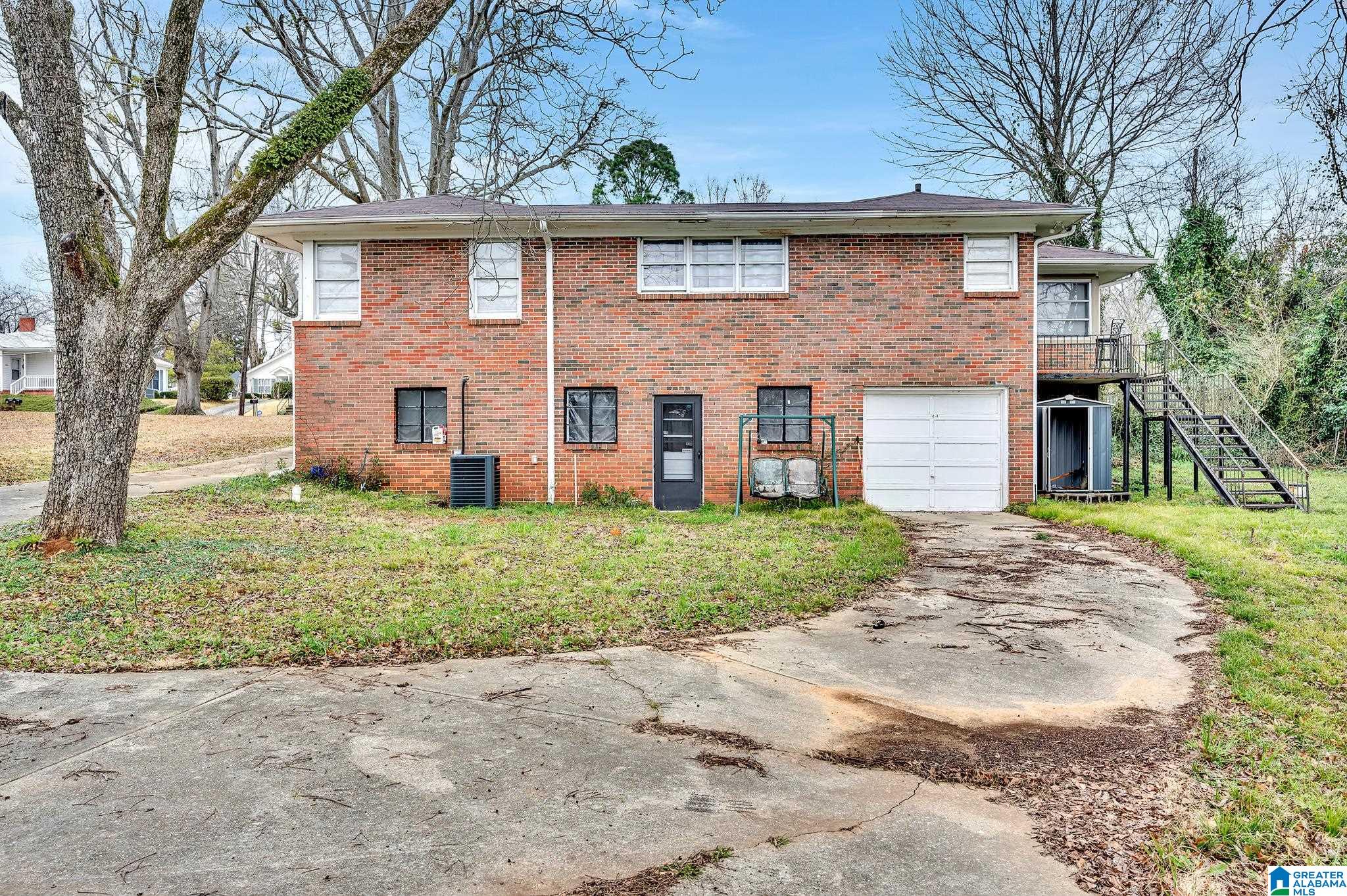 104 Kenilworth Road Bessemer, AL 35023 - Photo 3 of 23