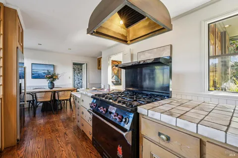 $2,650,000 | 16 Malvino Court, Tiburon, CA 94920