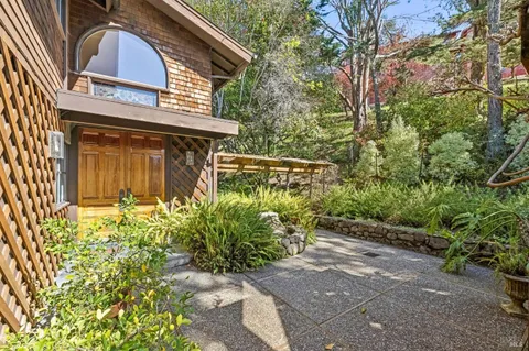 $2,650,000 | 16 Malvino Court, Tiburon, CA 94920