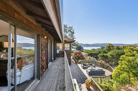 $2,650,000 | 16 Malvino Court, Tiburon, CA 94920