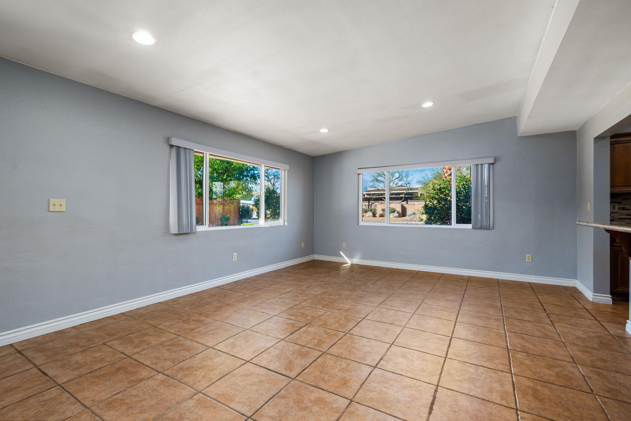 73333 Santa Rosa Way Palm Desert, CA 92260 - Photo 18 of 37 an empty room with windows