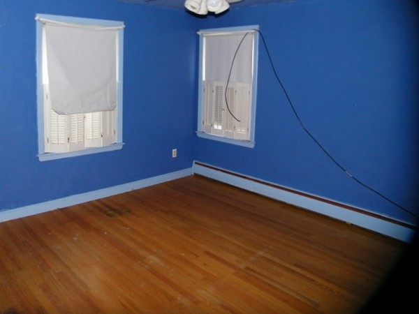 218 Shaker Road East Longmeadow, MA 01028 - Photo 4 of 6 Gallery Image 4