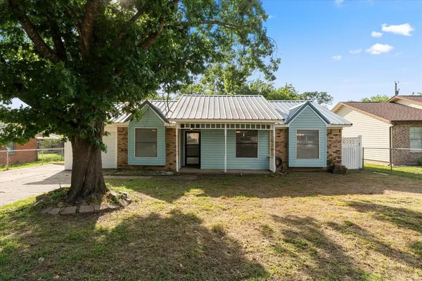 $159,000 | 119 McAnally Street, Mabank, TX 75147
