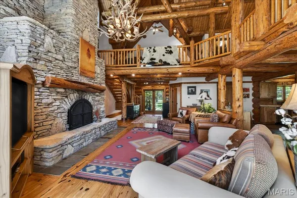 $1,199,000 | 20610 Colony Church Road, Farmington, MO 63640