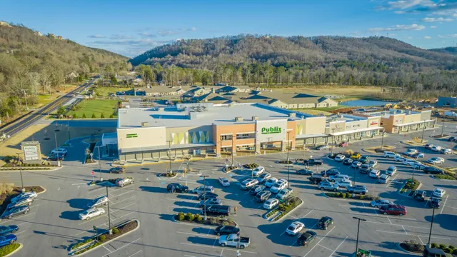 $1,395,000 | 9329 Windrose Circle, Ooltewah, TN 37363