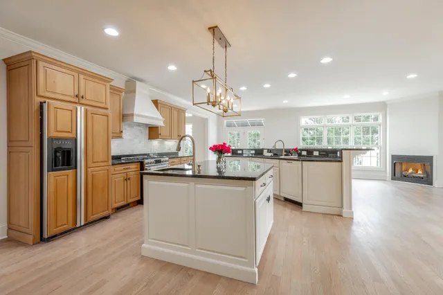 $1,395,000 | 9329 Windrose Circle, Ooltewah, TN 37363