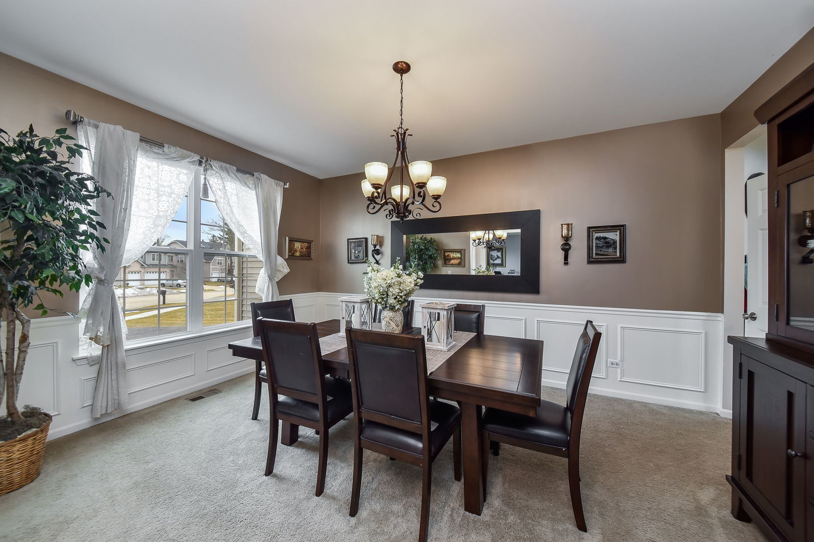 2-s548 Maple Terrace Warrenville, IL 60555 - Photo 11 of 31