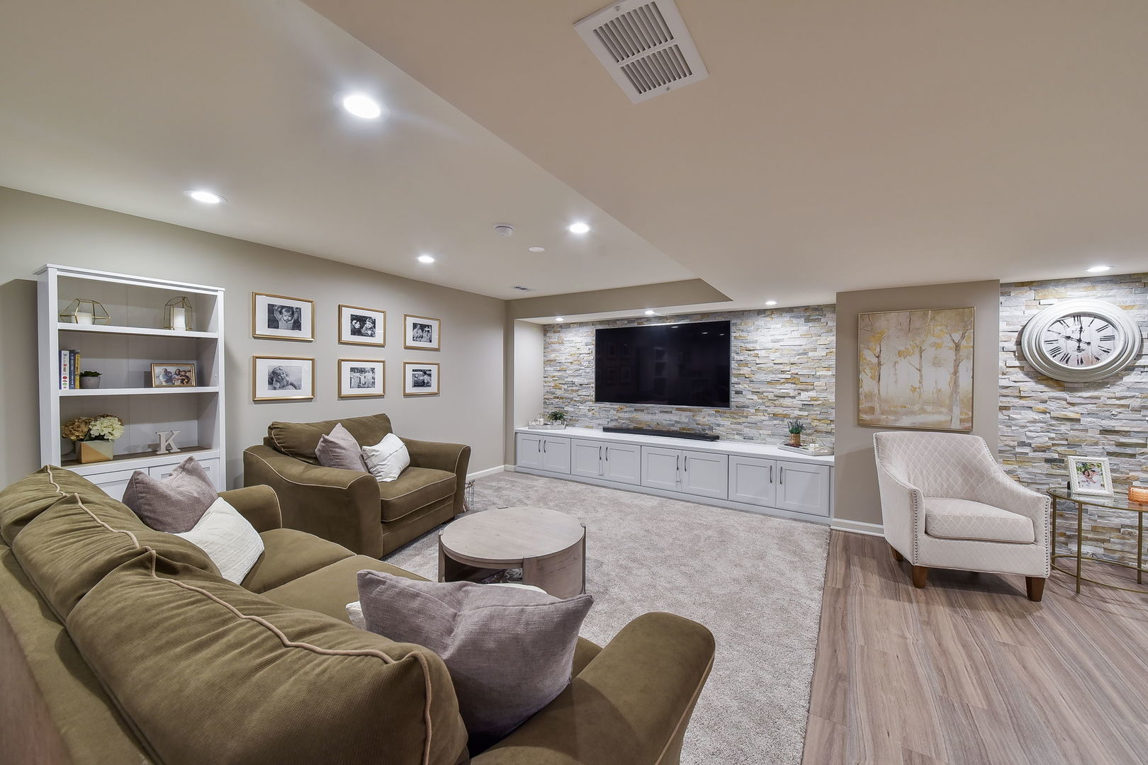 2-s548 Maple Terrace Warrenville, IL 60555 - Photo 14 of 31