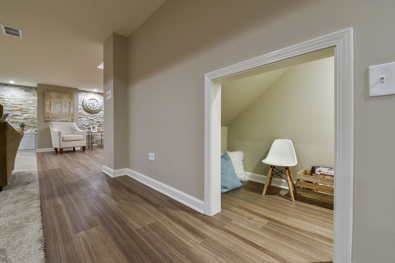 2-s548 Maple Terrace Warrenville, IL 60555 - Photo 17 of 31