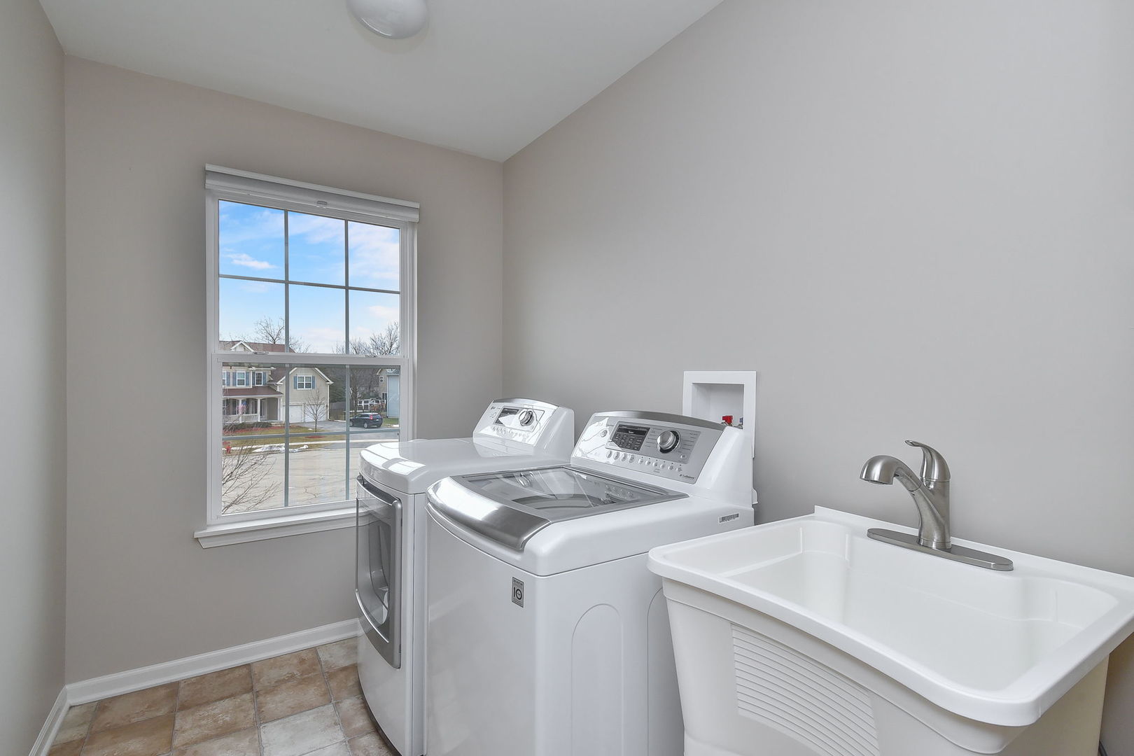 2-s548 Maple Terrace Warrenville, IL 60555 - Photo 25 of 31