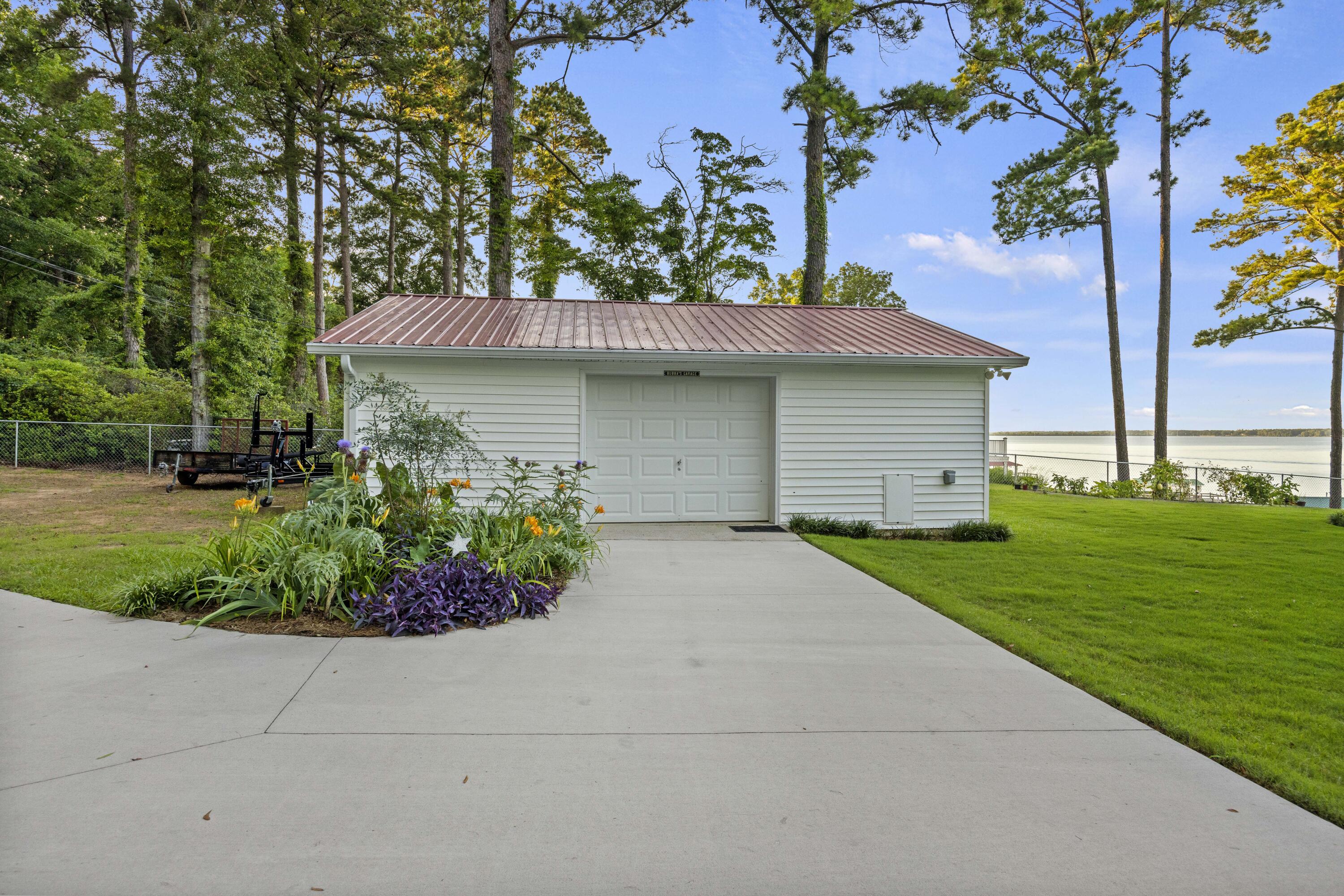 359 Green Street Santee, SC 29142 - Photo 20 of 29 243A8236