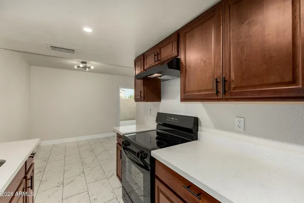 $215,000 | 4267 North 68th Lane, Phoenix, AZ 85033