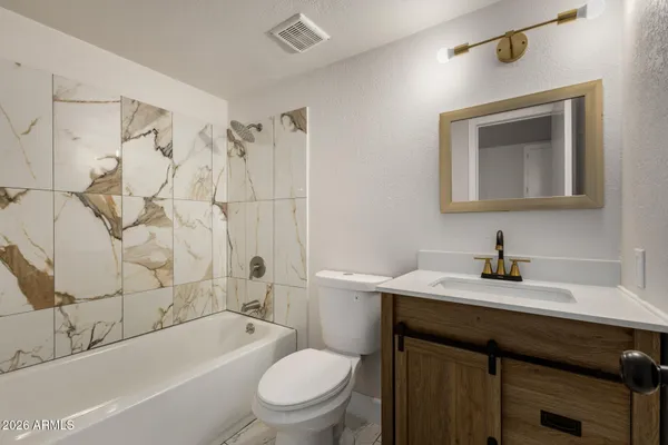 $215,000 | 4267 North 68th Lane, Phoenix, AZ 85033