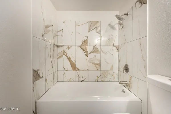 $215,000 | 4267 North 68th Lane, Phoenix, AZ 85033