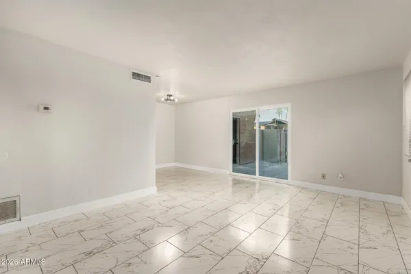 $215,000 | 4267 North 68th Lane, Phoenix, AZ 85033