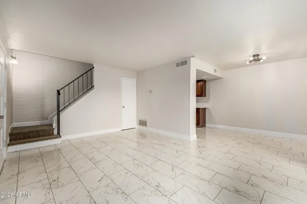 $215,000 | 4267 North 68th Lane, Phoenix, AZ 85033