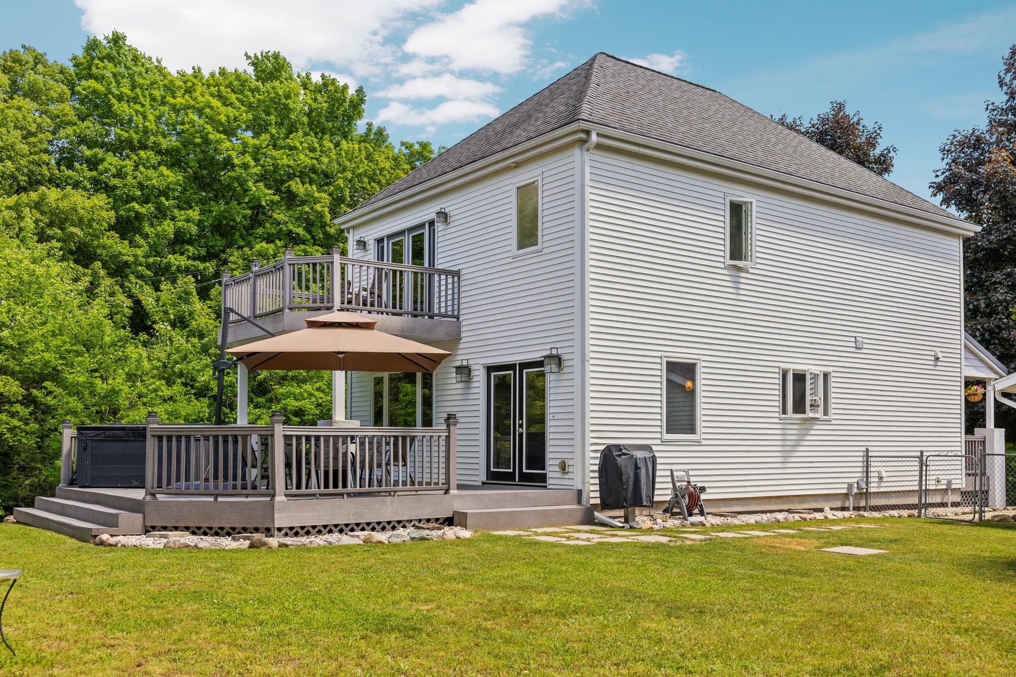8023 Nelson Road East Jordan, MI 49727 - Photo 6 of 39