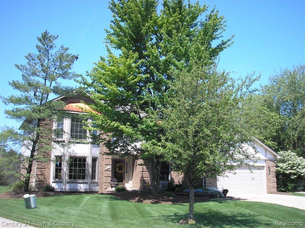 3516 Rocky Crest Court Rochester, MI 48306 - Photo 1 of 21 .FrontView 1.JPG