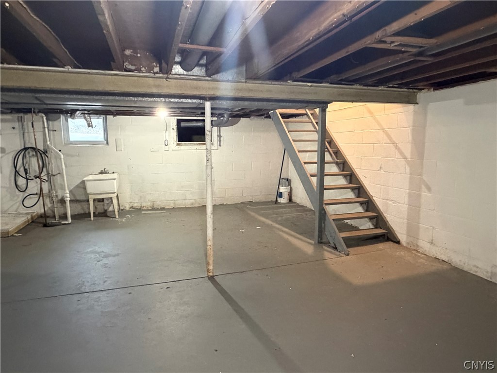 8587 Caughdenoy Road Clay, NY 13041 - Photo 18 of 21