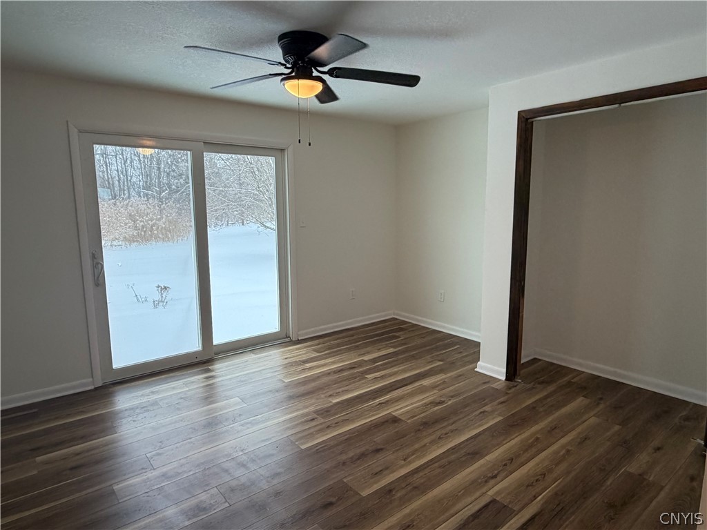 8587 Caughdenoy Road Clay, NY 13041 - Photo 7 of 21 Family room