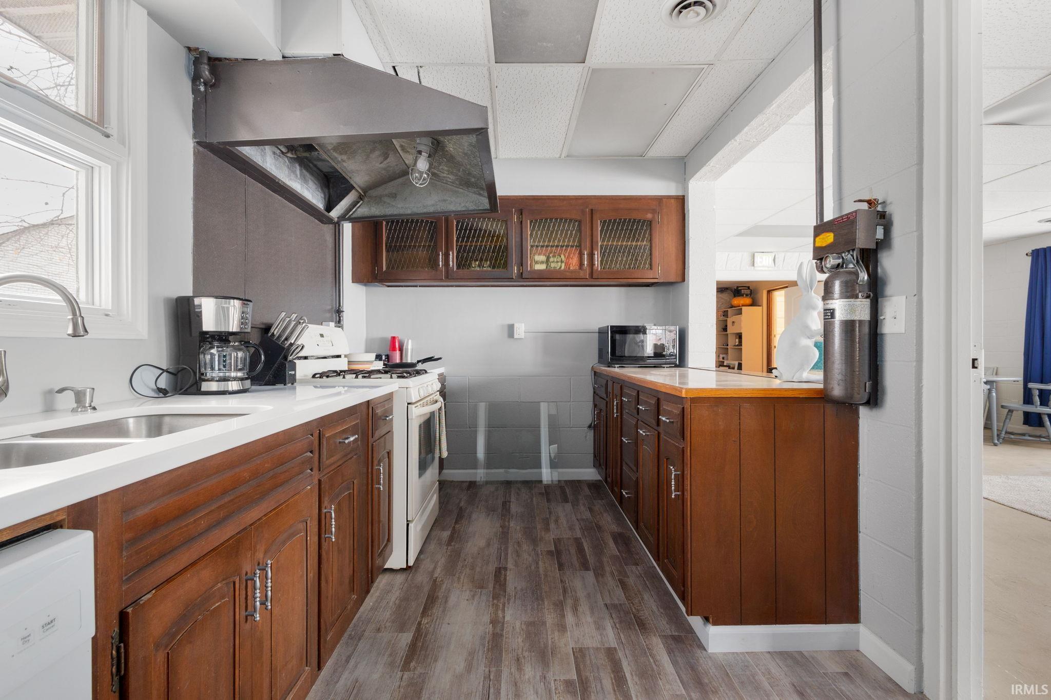 19617 Cleveland Road South Bend, IN 46637 - Photo 31 of 36