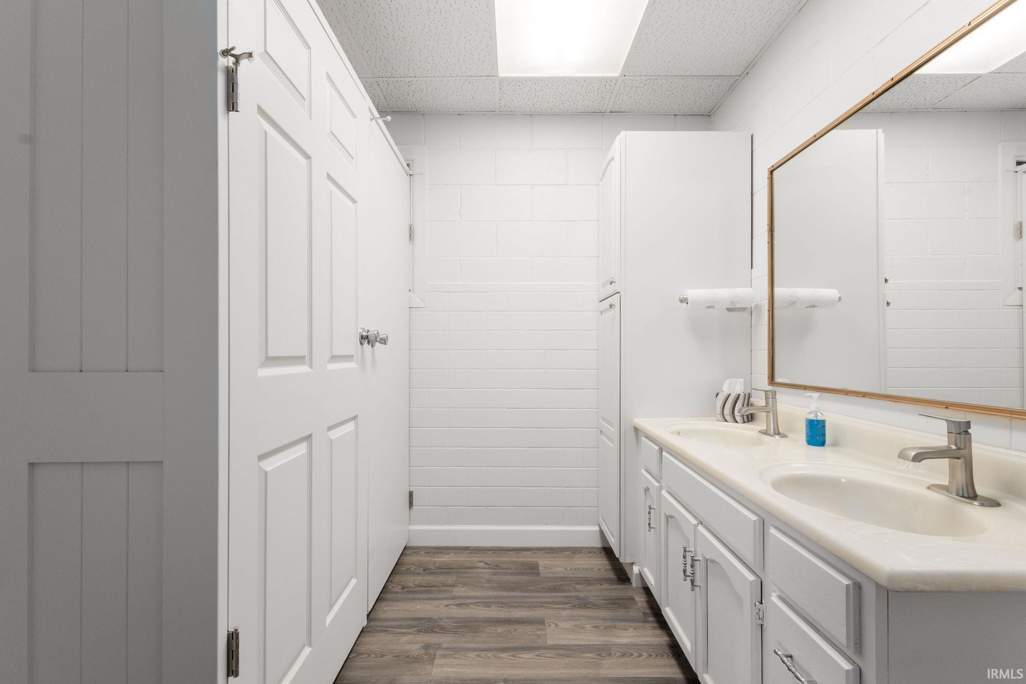 19617 Cleveland Road South Bend, IN 46637 - Photo 33 of 36