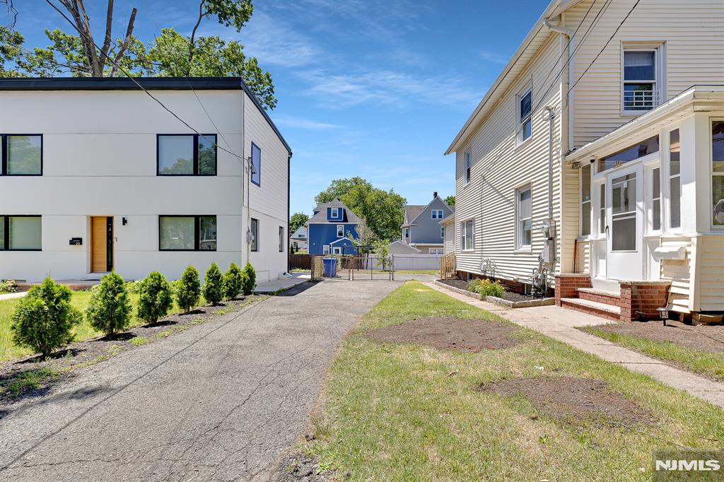 25 Riverview Avenue Rutherford, NJ 07070 - Photo 44 of 50