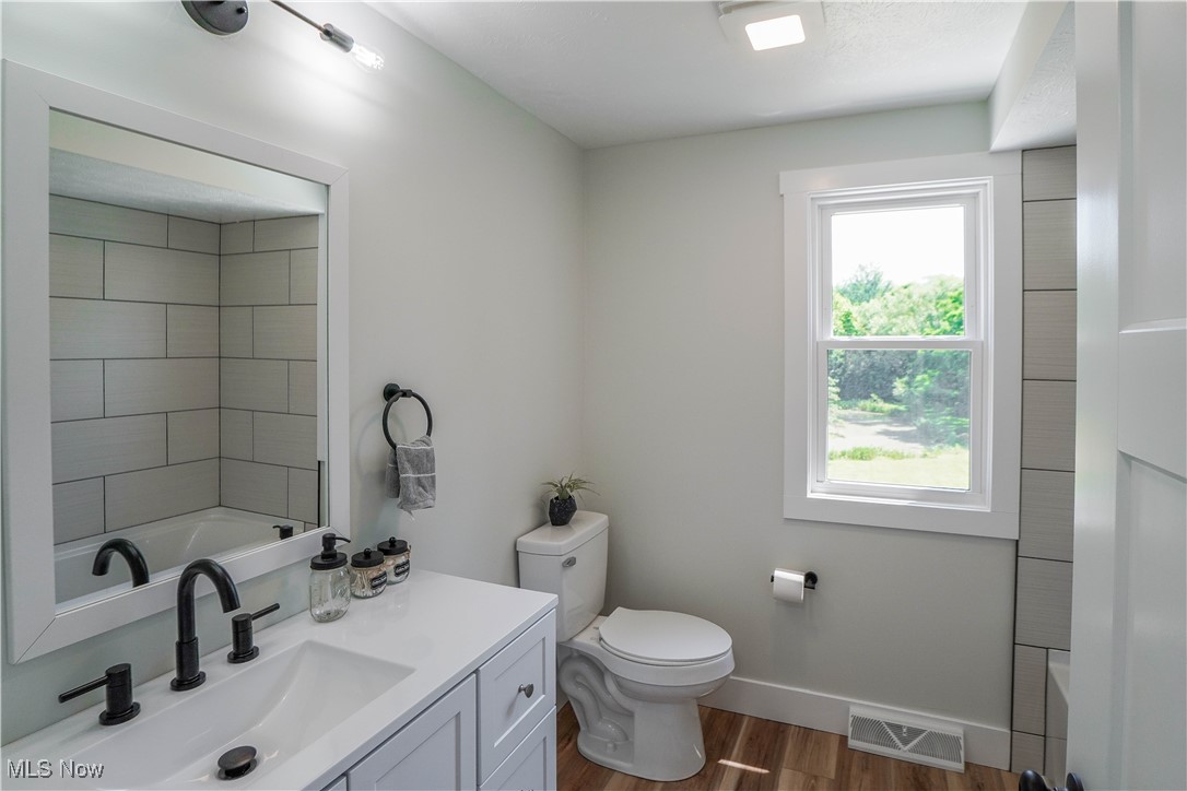 5367 Lance Road Medina, OH 44256 - Photo 30 of 44 Full Bathroom