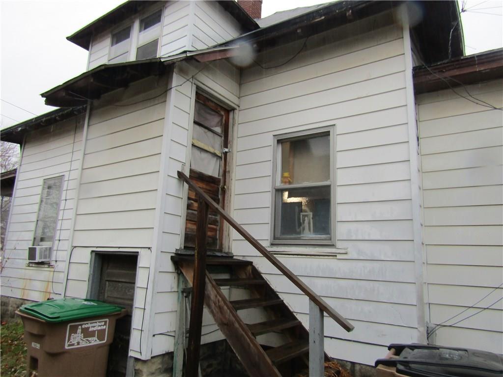 737 Maple Street Columbus, IN 47201 - Photo 2 of 2 Gallery Image 2