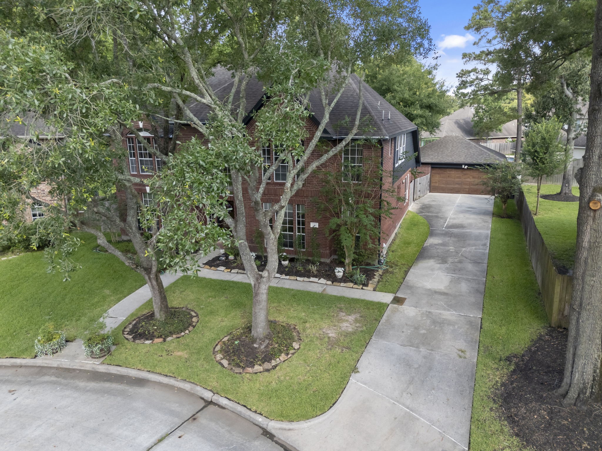 12907 Ryaneagles Circle Houston, TX 77044 - Photo 45 of 48 a view of a garden