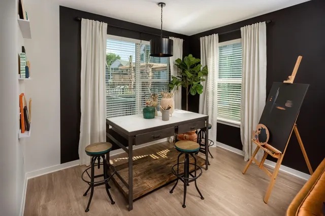 $1,633 | 2403 Mall Drive, Unit A2, North Charleston, SC 29406