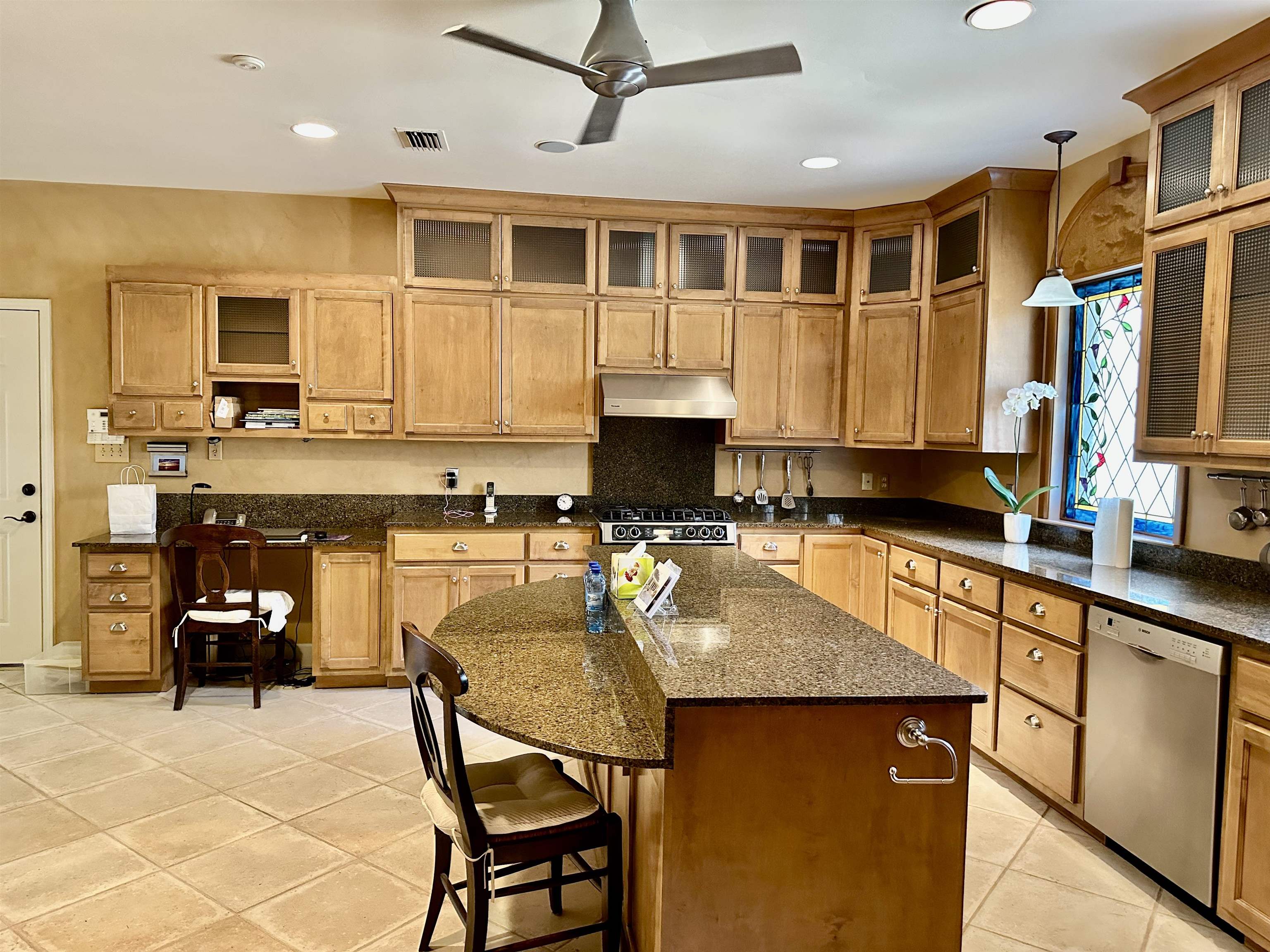 18447 Point Clear Court Fairhope, AL 36532 - Photo 9 of 14 Kitchen