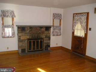919 Edgewood Road Riegelsville, PA 18077 - Photo 4 of 6