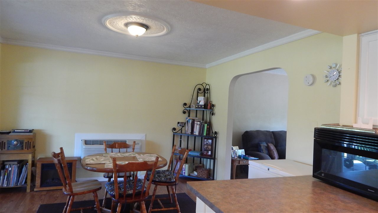 8316 149th Street West Taylor Ridge, IL 61284 - Photo 6 of 23
