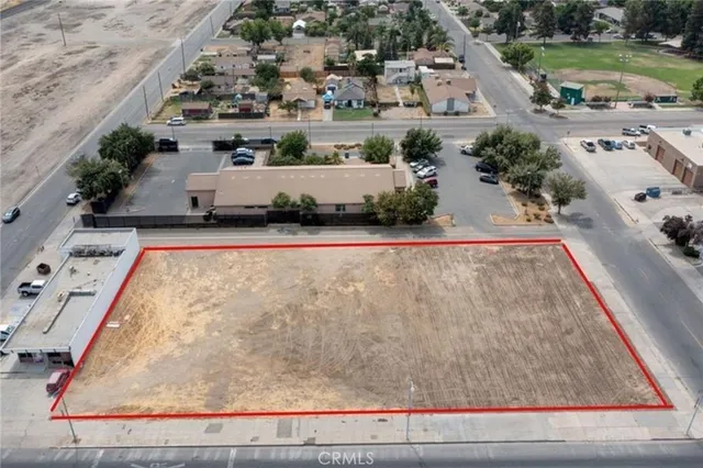 $385,000 | 41-47 Robertson Boulevard, Chowchilla, CA 93610