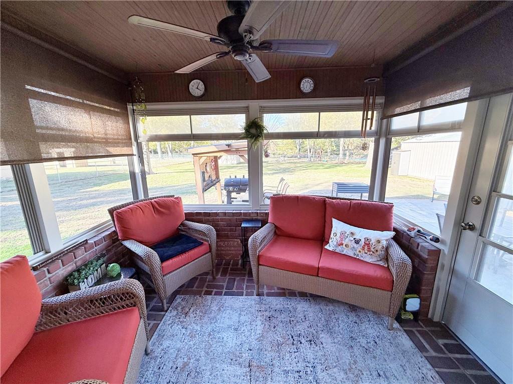 2601 East 8th Street Pittsburg, KS 66762 - Photo 27 of 35