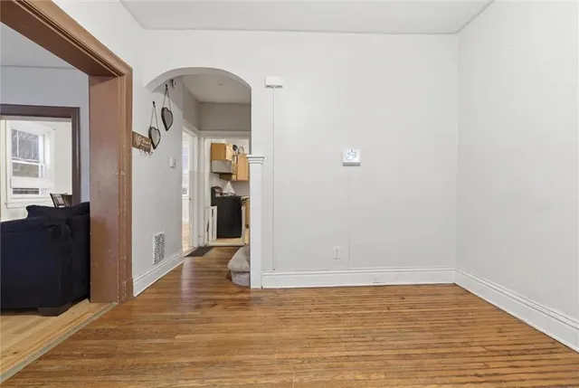 a view of empty room