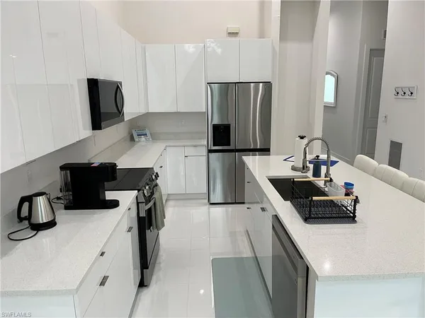 $2,450 | 4320 30th Avenue Southeast, Naples, FL 34117