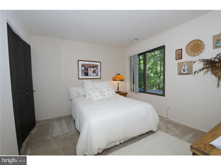 370 Danell Road Wayne, PA 19087 - Photo 17 of 25 Bedroom 3