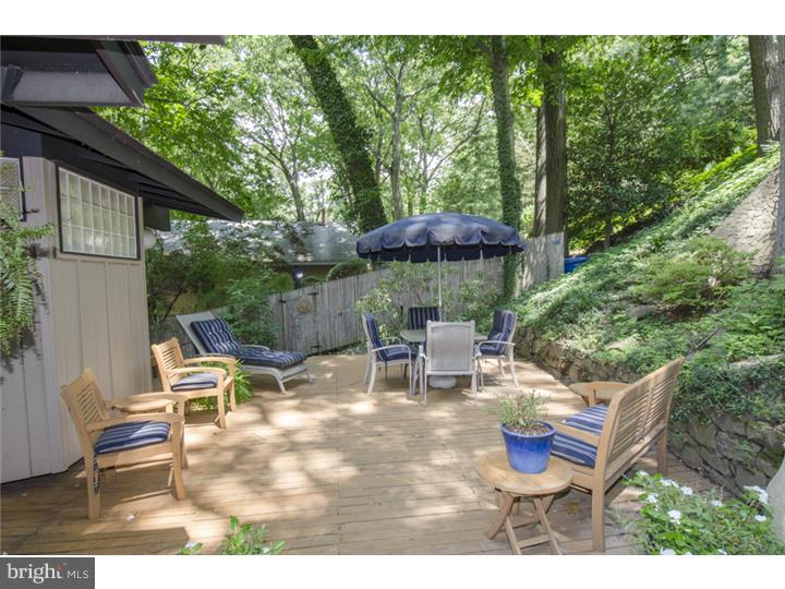 370 Danell Road Wayne, PA 19087 - Photo 3 of 25 Deck