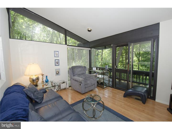 370 Danell Road Wayne, PA 19087 - Photo 9 of 25 Den