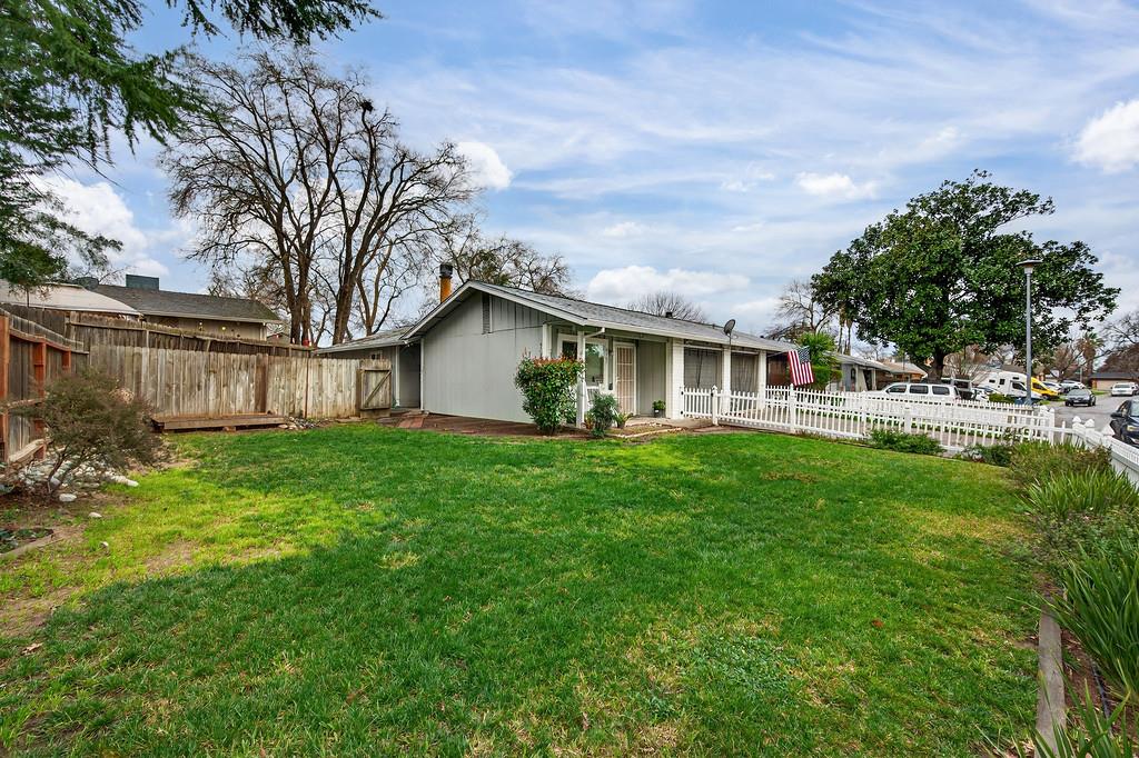 6367 Denton Way Citrus Heights, CA 95610 - Photo 7 of 10